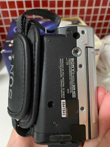 Sony Handycam Dcr-hc52