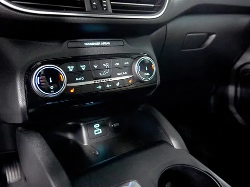 Ford New Escape Titanium 2.5 Hev Automatica 4x2 Hibrida