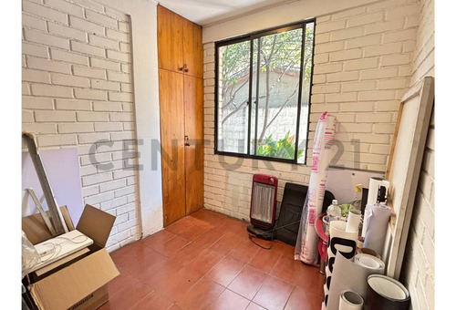 Casa En Venta Para Remodelar, Cercana Metro