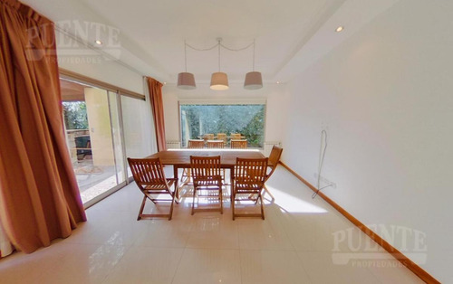 Imagen 10 de 19 de Excelente Casa En Venta O Alquiler En Saint Thomas Sur - Canning