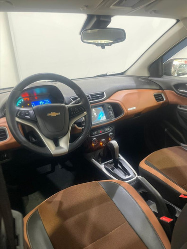 Chevrolet Onix Onix Hatch Activ (aut)