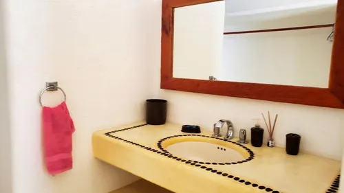 Casa En Venta En Playa Blanca, Zihuatanejo, Gro, México