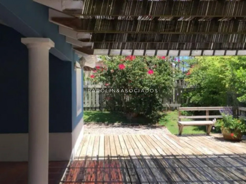 Muy Linda Casa A Pasos Del Mar!!-ref:2689