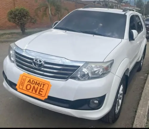 Toyota Fortuner 2.7l 4x2