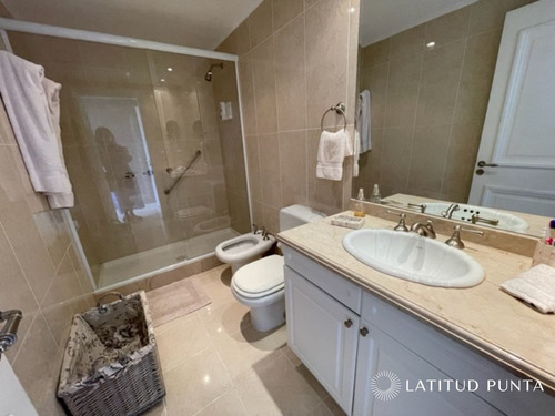 Imagen 17 de 30 de Piso Alto En Le Jardin, 3 Suites Más Dependencia