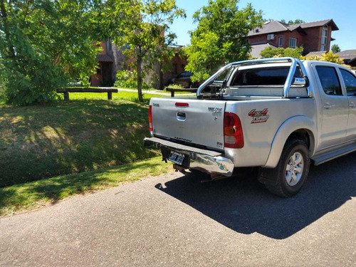 Toyota Hilux 3.0 Cd Srv I 171cv 4x4 2011