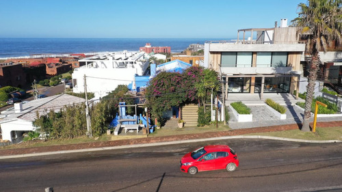 Casa En Venta En Manantiales