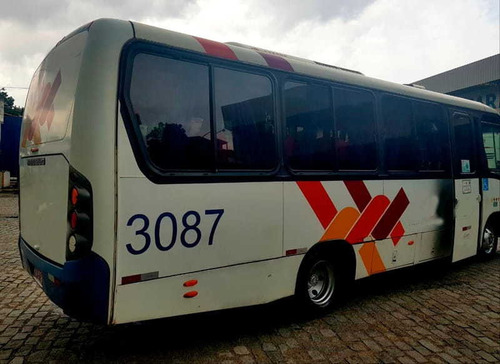 Imagem 4 de 11 de Micro Ônibus Neobus 2014, Vw 9160, 28 L, Ar Teto, R$ 1