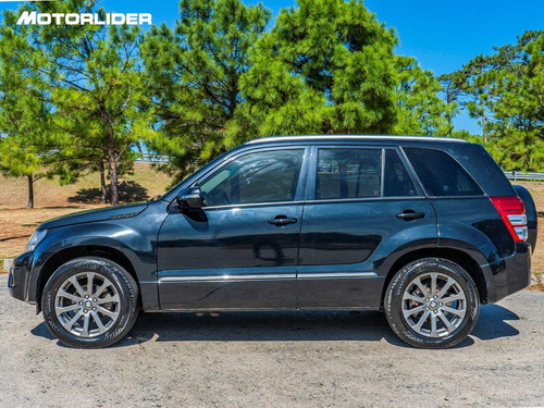 Imagen 2 de 25 de Suzuki Grand Vitara Limited 2.4 4x2 | Permuta / Financia