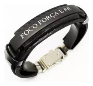 Pulseira Masculina Couro Preto Placa Preta Foco Força E Fé