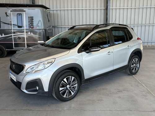 Peugeot 2008 1.6 Feline Tip