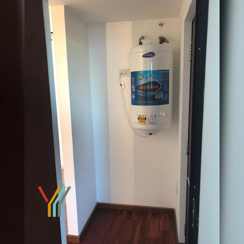 Imagen 5 de 11 de Venta Departamento 1 Dormitorio Al Frente Con Cochera