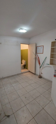 Hermosa Casa Estilo Ingles. Excelente Ubicacion!!!!