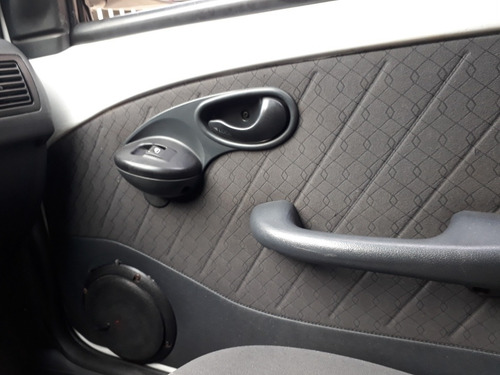 Imagem 10 de 14 de Fiat Palio 2006 1.0 Fire 5p