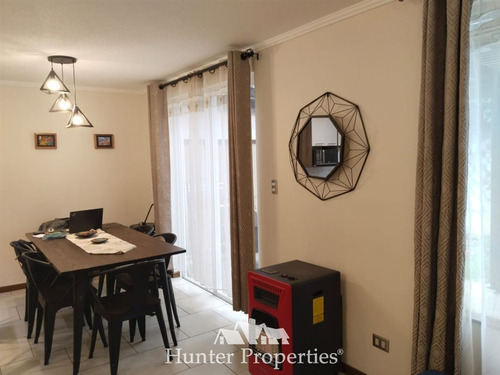 Casa En Venta De 4 Dorm. En Pucón