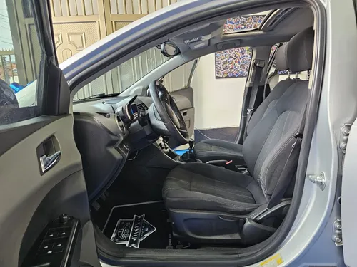 Chevrolet Sonic LT 1.6 MT
