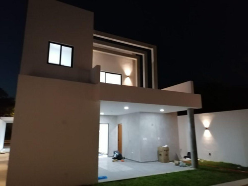 Casa En Venta/renta Merida, Carretera Progreso En Privada, Entrega Inmediata.