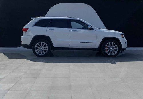 Imagen 4 de 12 de Jeep Grand Cherokee 2017 Blindado 5p Limited Lujo 4x4 V8