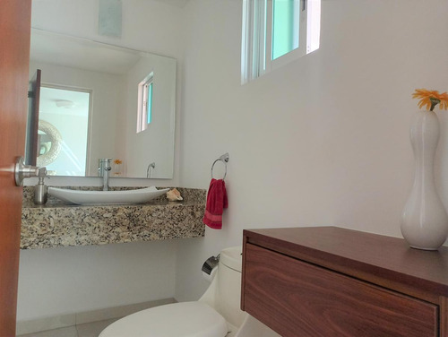 Imagen 8 de 30 de Casa En Venta 3 Recamarás Con Baño Cada Una Colonia San Jerónimo León Gto.