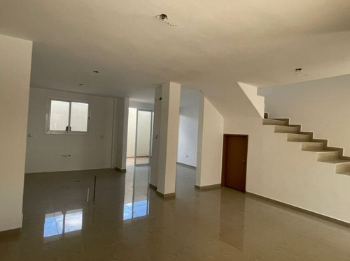 Imagen 2 de 15 de Casa En Venta - Residencias Villa Paris E - Av. Ribereña - Cabudare