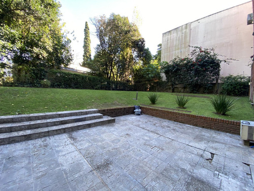 Apartamento En Alquiler, Parque Miramar, 2 Dormitorios Amplios