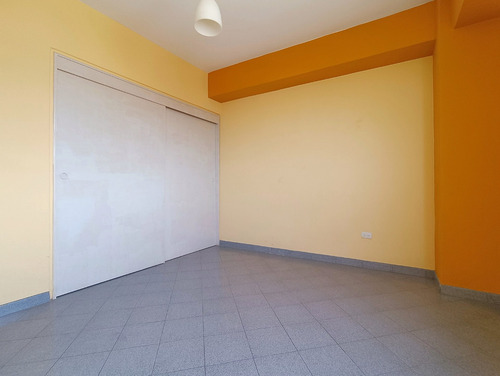 Imagen 7 de 14 de Apartamento En Venta Residencias La Riviera Urb Playa Grande La Guaira