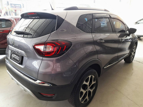 Imagem 5 de 15 de Renault Captur 2.0 16v Hi-flex Intense Automático