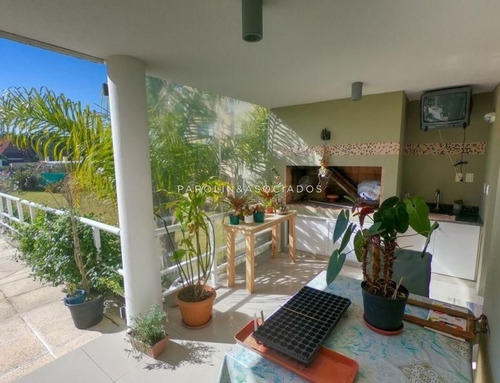 Espectacular Casa Frente Al Mar!!- Ref: 2569