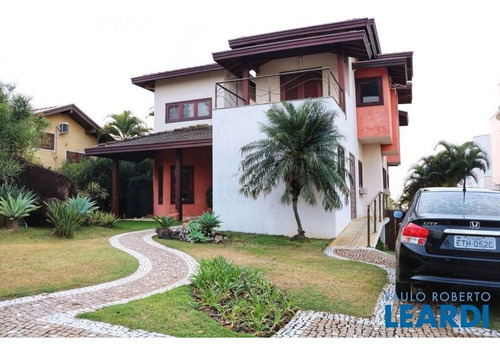Imagem 1 de 15 de Casa Em Condomínio - Condomínio Residencial Moinho De Vento - 573239