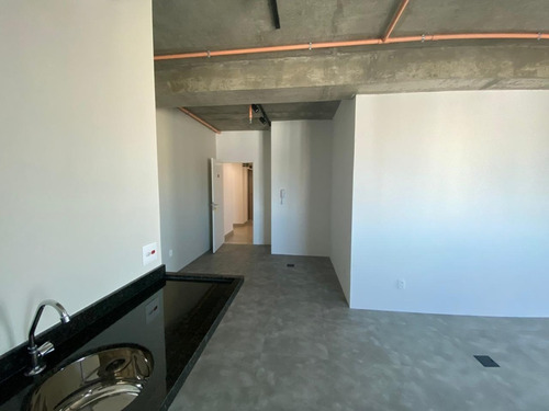 Imagem 5 de 12 de Sala Comercial A 50 Metros Do Metro Sao Joaquim, Pacote R$ 3.500,00 - L-1582