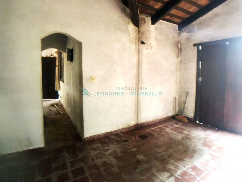 Imagen 6 de 29 de Colonia Del Sacramento - Casa A Refaccionar Con Buen Terreno