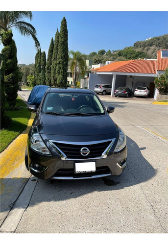 Imagen 4 de 9 de Nissan Versa Exclusive 2018