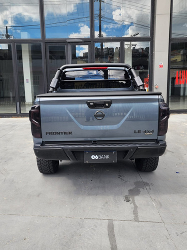 Nissan Frontier 2.3 Le Cab. Dupla 4x4 Aut. 4p