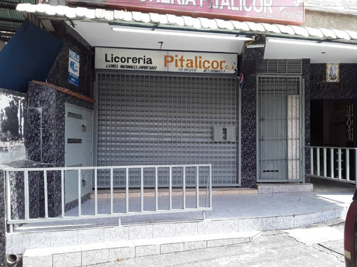Imagen 2 de 8 de Fondo De Comercio De Licorería En Venta A Pie De Calle Centro De Guatire
