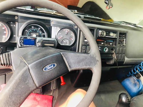 Ford Ford Cargo 712