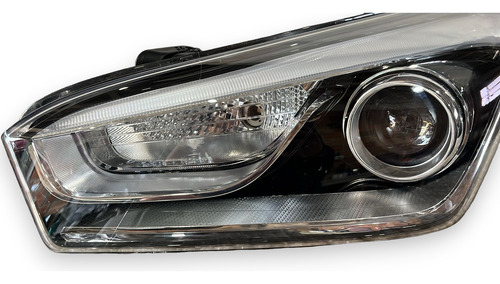 Farol Esquerdo Hyundai Hb20 2016/19 C/ Led (Usado)