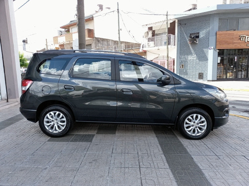 Imagen 2 de 19 de Chevrolet Spin 1.8 Ltz 5as 105cv 2017