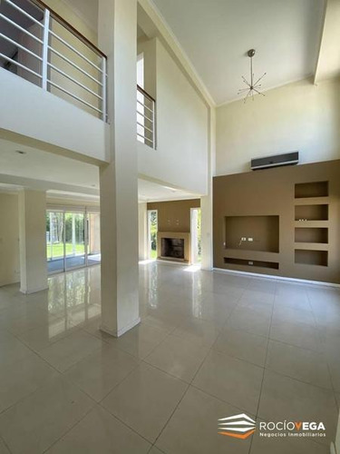 Imagen 3 de 23 de Distinguida Propiedad A La Venta En Barrio Cerrado Santa