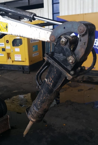 Rompedor Hidráulico Usado Marca Bobcat Mod. Hb280