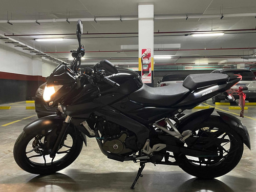 Bajaj Rouser Rouser Ns 200