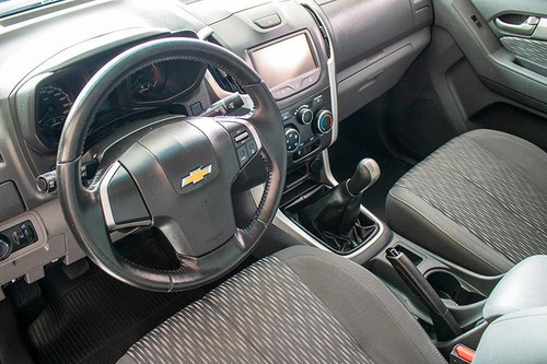 Imagem 4 de 8 de Chevrolet S10 2.4 Advantage 4x2 Cd 8v