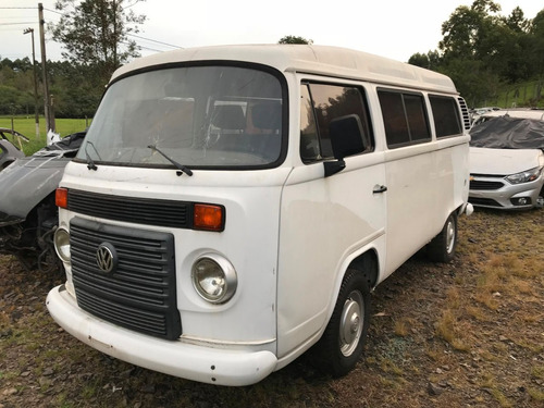 Imagem 3 de 10 de Sucata Vw Kombi 2012 1.4 Flex - Rs Auto Peças Farroupilha