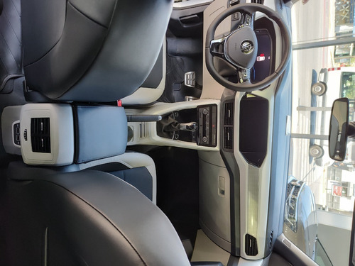 Imagen 13 de 25 de Volkswagen T-cross 200 Tsi Highline At Entrega Inmediata 0km