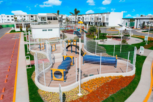Venta De Casa Residencial De 3 Recamaras En Tecámac Ojo De Agua Con Casa Club Con Alberca
