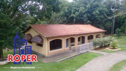 Chácara Em Salto De Pirapora-sp Com 11537,95m² Pronta Para Morar, Localizada Num Condomínio Fechado Com Mercado E Acesso Asfaltado, Há 10km Do Centro. - Ch00964 - 69011092