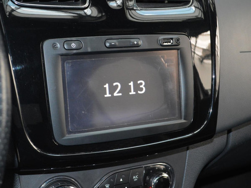 Renault Logan Privilege Mt
