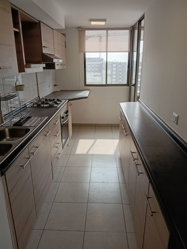 Metro Vicente Valdés Dpto Comodo 2 Domit 2 Baños 1 Estacio.