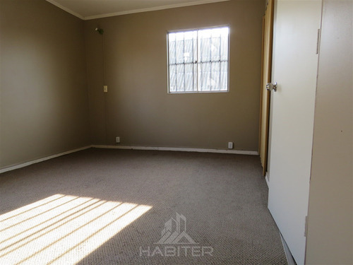 Casa En Arriendo De 2 Dorm. En Talca