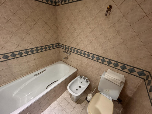 Venta Demaria Y Sinclair, 3 Amb. Con Patio. Cochera. 126m2