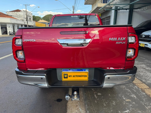 Toyota Hilux 2.8 D-4D TURBO DIESEL CD SRX 4X4 AUTOMÁTICO